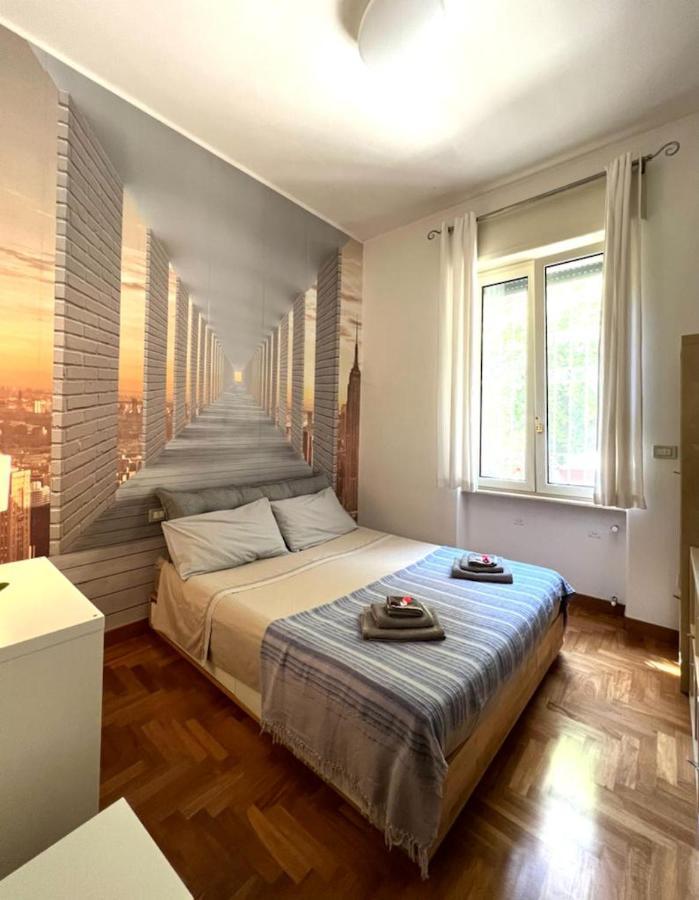 B&B Michelangelo Наполи Екстериор снимка