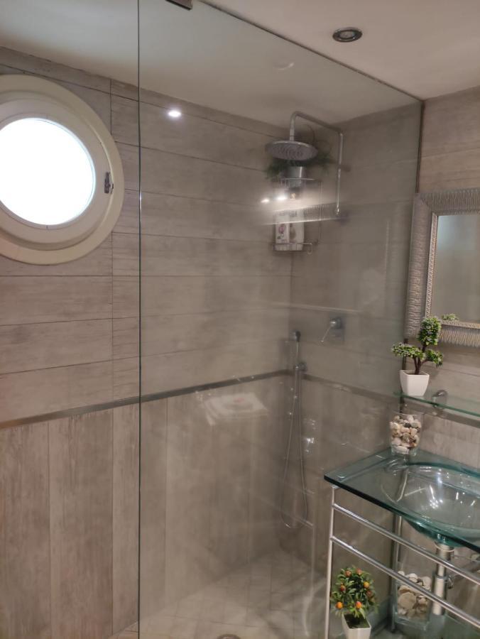 B&B Michelangelo Наполи Екстериор снимка