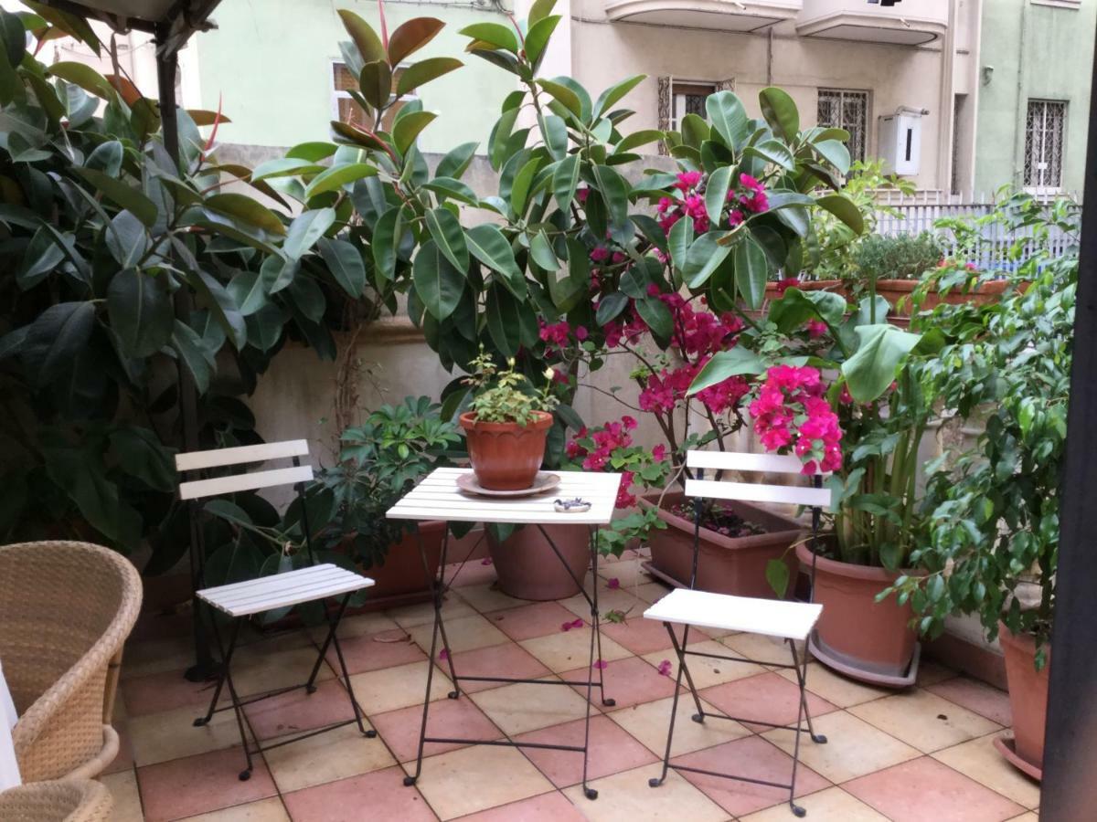 B&B Michelangelo Наполи Екстериор снимка
